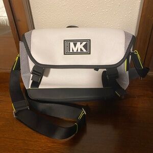 Michael Kors Crossbody Bag
